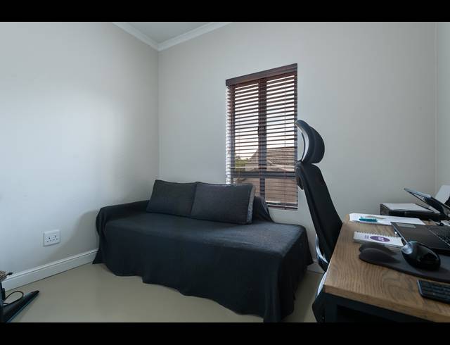 3 BEDROOM HOUSE FOR SALE IN NORTH RIDING
